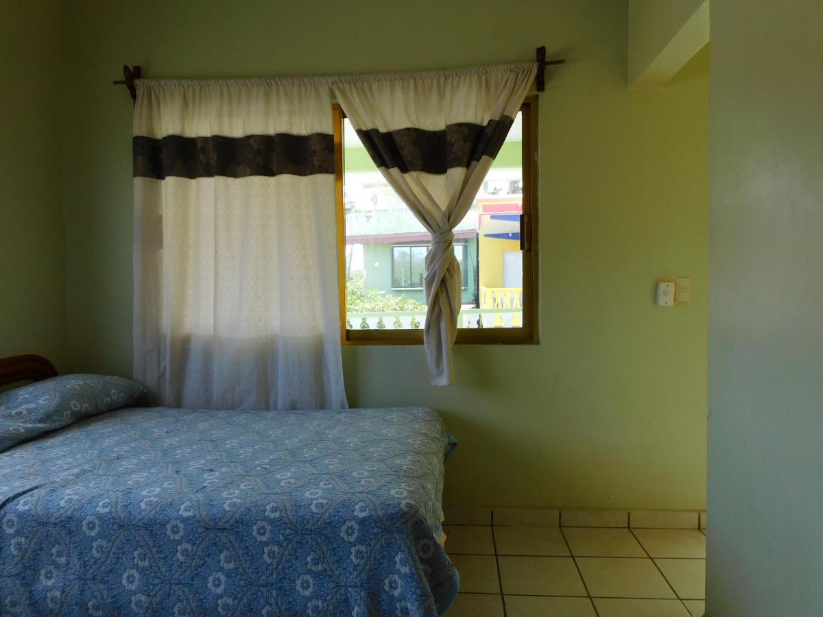 فندق Casa De Huespedes Yoli By Rotamundos Playa Chachalacas المظهر الخارجي الصورة