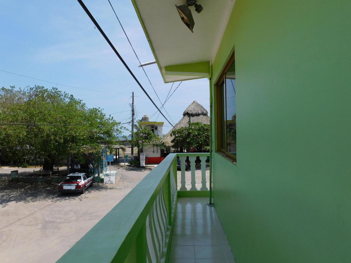 فندق Casa De Huespedes Yoli By Rotamundos Playa Chachalacas المظهر الخارجي الصورة